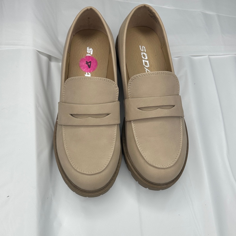 Soda Women's Taupe Loafers
